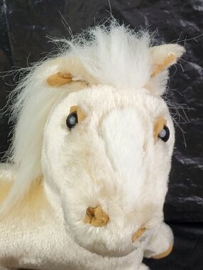 Reeves International Breyer Showstoppers Cream Horse Stuffed Animal Plush - GUC